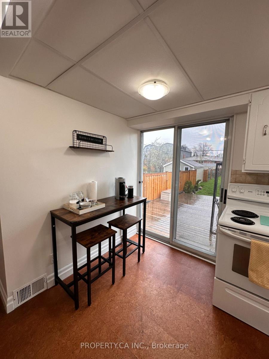 Main Fl - 94 Hay Avenue, Toronto, Ontario  M8Z 1G4 - Photo 10 - W13773760