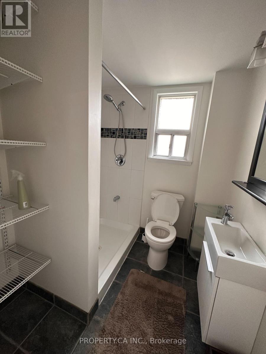 Main Fl - 94 Hay Avenue, Toronto, Ontario  M8Z 1G4 - Photo 13 - W13773760