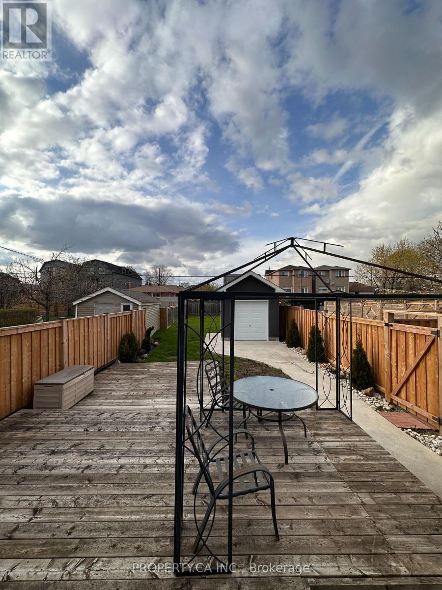 Main Fl - 94 Hay Avenue, Toronto, Ontario  M8Z 1G4 - Photo 14 - W13773760