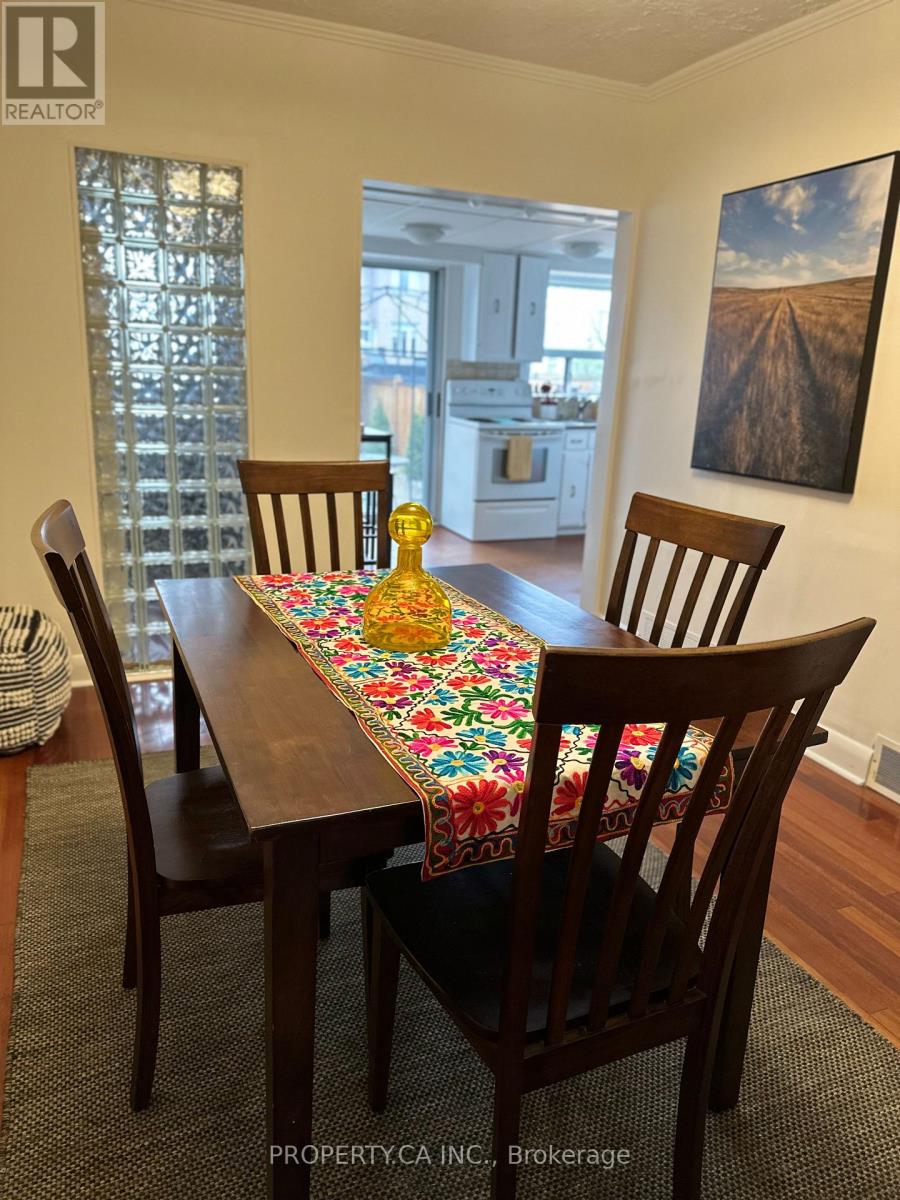 Main Fl - 94 Hay Avenue, Toronto, Ontario  M8Z 1G4 - Photo 4 - W13773760
