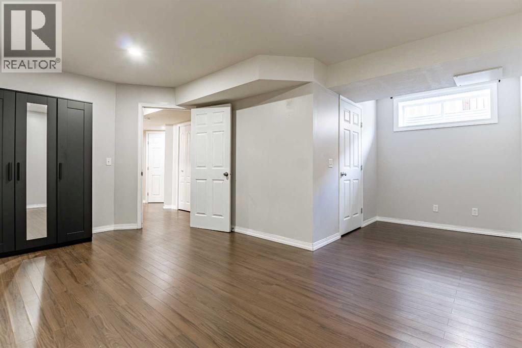 1095 Bridlemeadows Manor Sw, Calgary, Alberta  T2Y 4L1 - Photo 35 - A2342873
