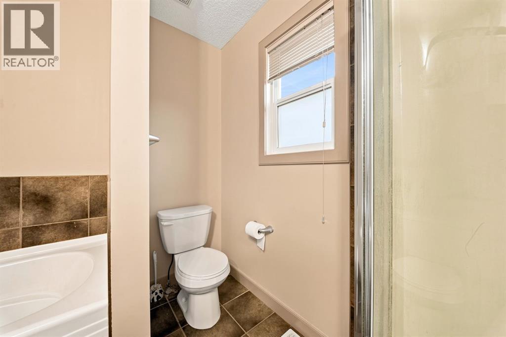 129 Saddlebrook Circle Ne, Calgary, Alberta  T3J 0K4 - Photo 20 - A2343005