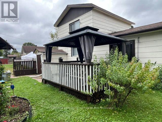 31 Church Street, Laurentian Hills, Ontario  K0J 1J0 - Photo 24 - X13773704