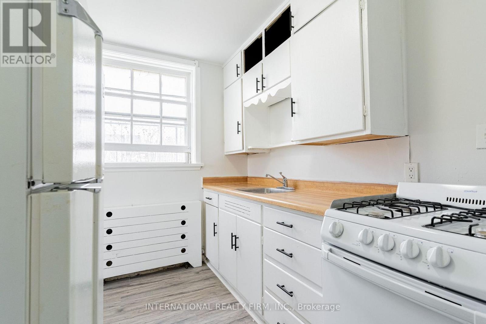 6 - 645 Hamilton Road, London East, Ontario  N5Z 1T2 - Photo 2 - X13773736