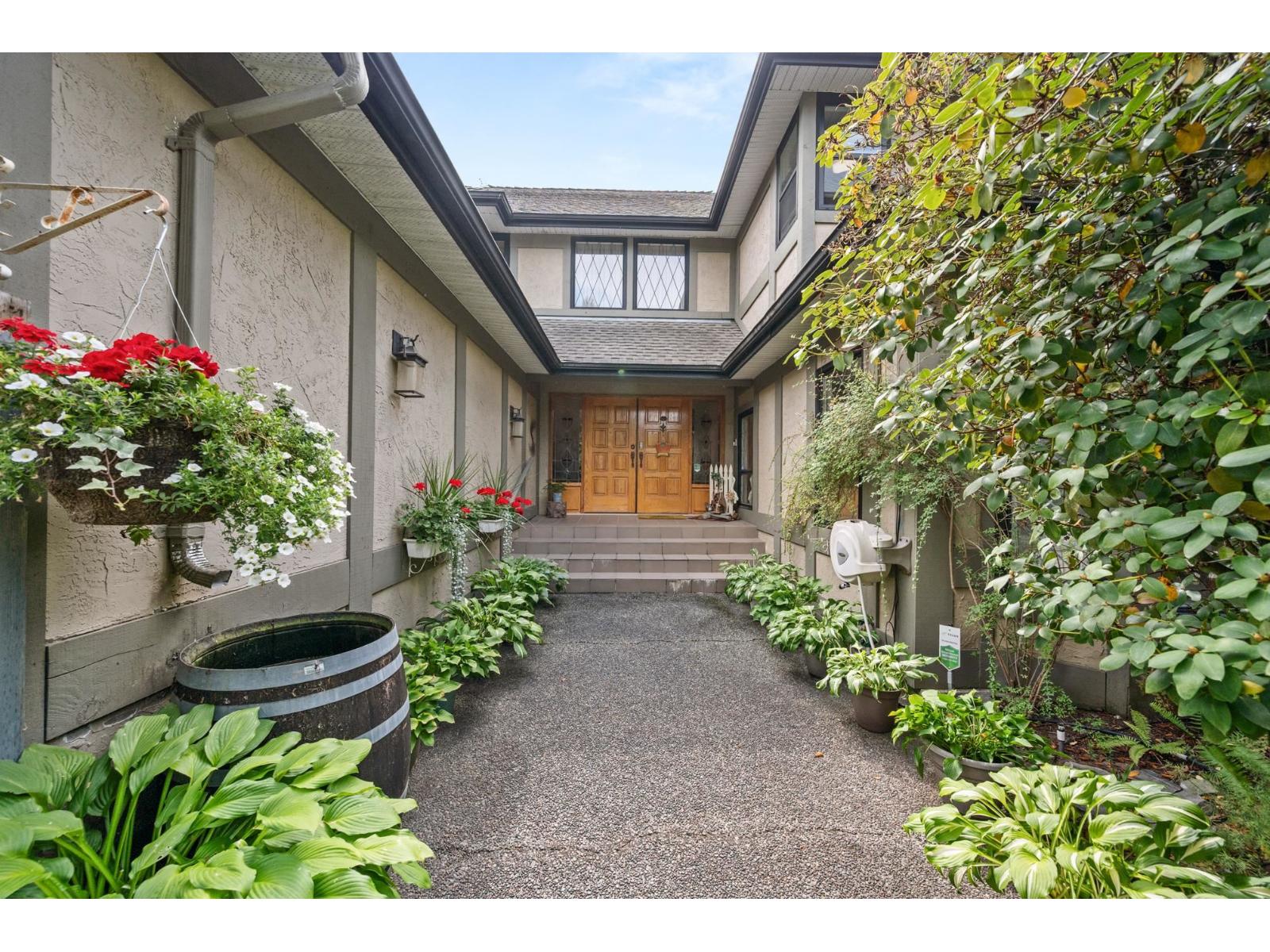 34944 Edgeview Place, Abbotsford, British Columbia  V2S 4N4 - Photo 3 - R3163901