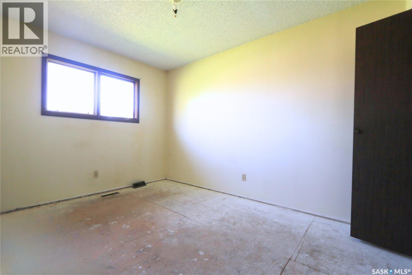 105 Fifth Avenue, Rhein, Saskatchewan  S0A 3K0 - Photo 18 - SK048159
