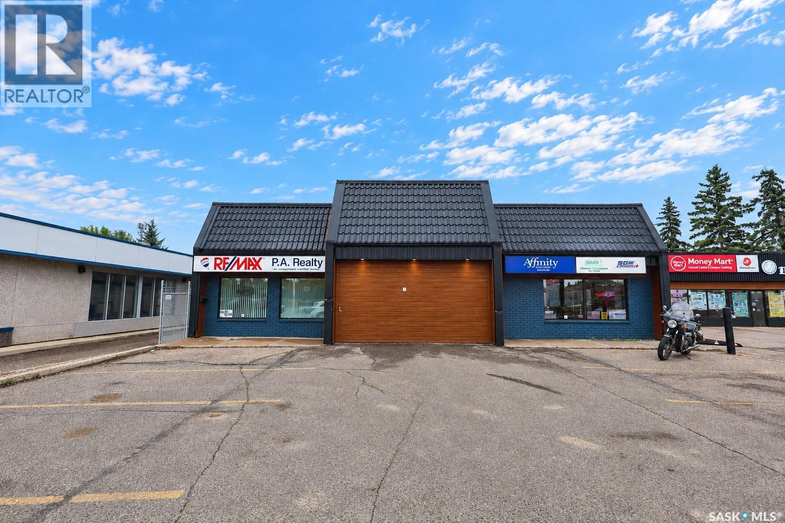 2730 2nd AVENUE W photo 2