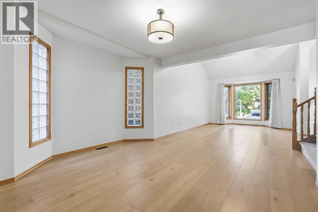 463 23 Avenue NW, Calgary, Alberta  T2M 1S5 - Photo 7 - A2340984