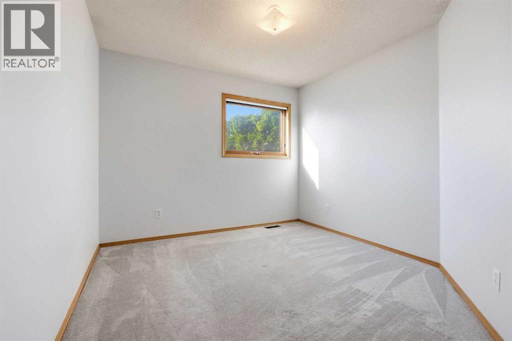 463 23 Avenue NW, Calgary, Alberta  T2M 1S5 - Photo 31 - A2340984