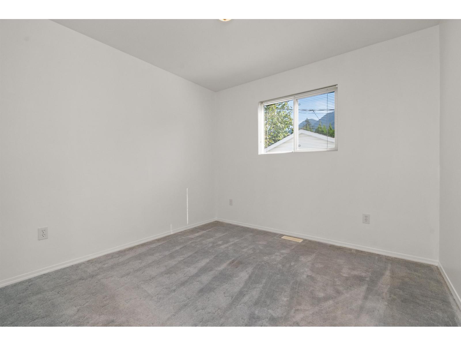 480 Coquihalla Street, Hope, Hope, British Columbia  V0X 1L0 - Photo 24 - R3162313