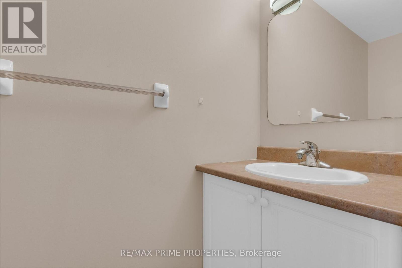 33 Inverkip Avenue, Ottawa, Ontario  K1T 4B7 - Photo 5 - X13773772