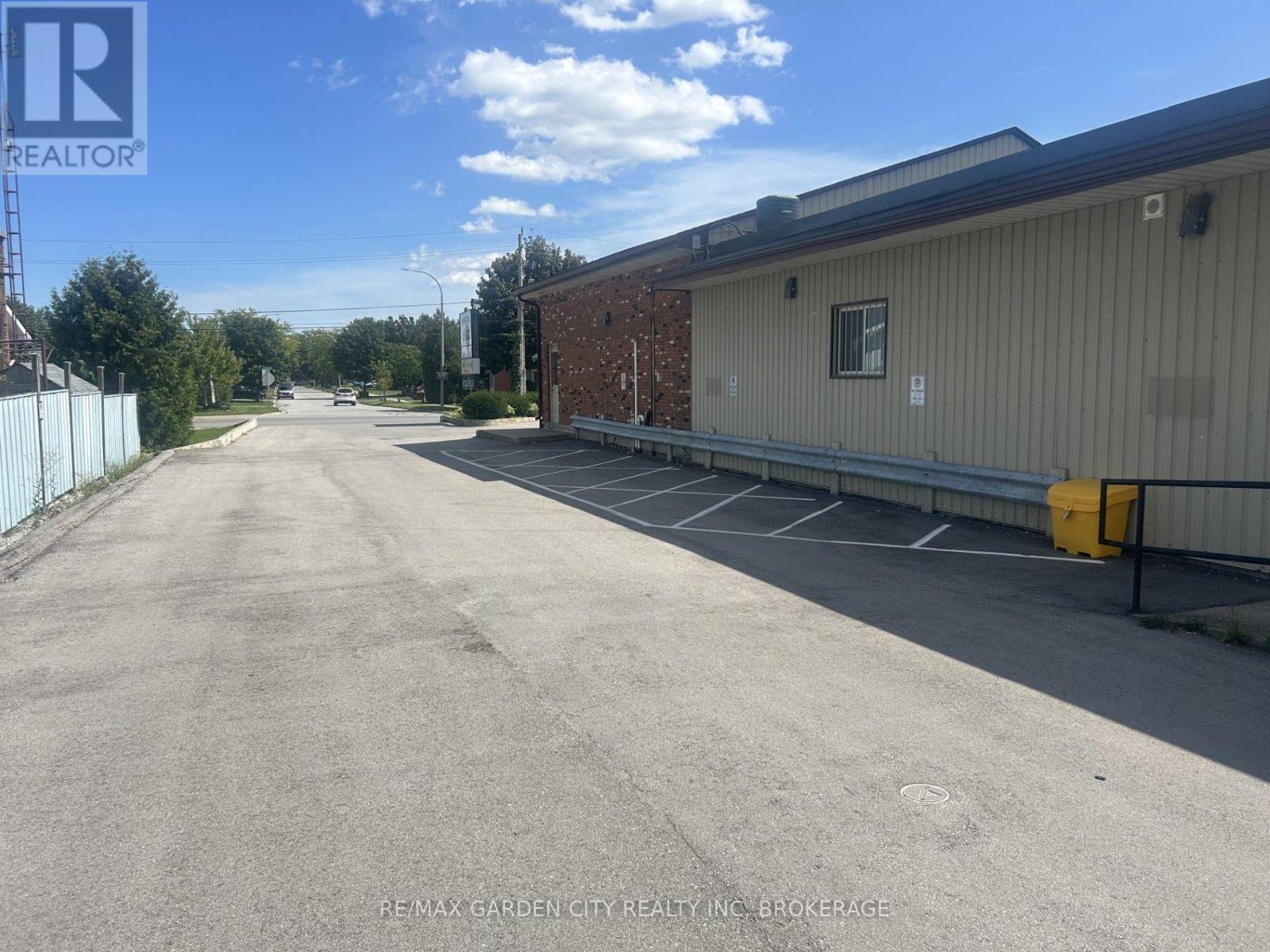 4548 Ontario Street, Lincoln, Ontario  L3J 0B7 - Photo 2 - X13773846