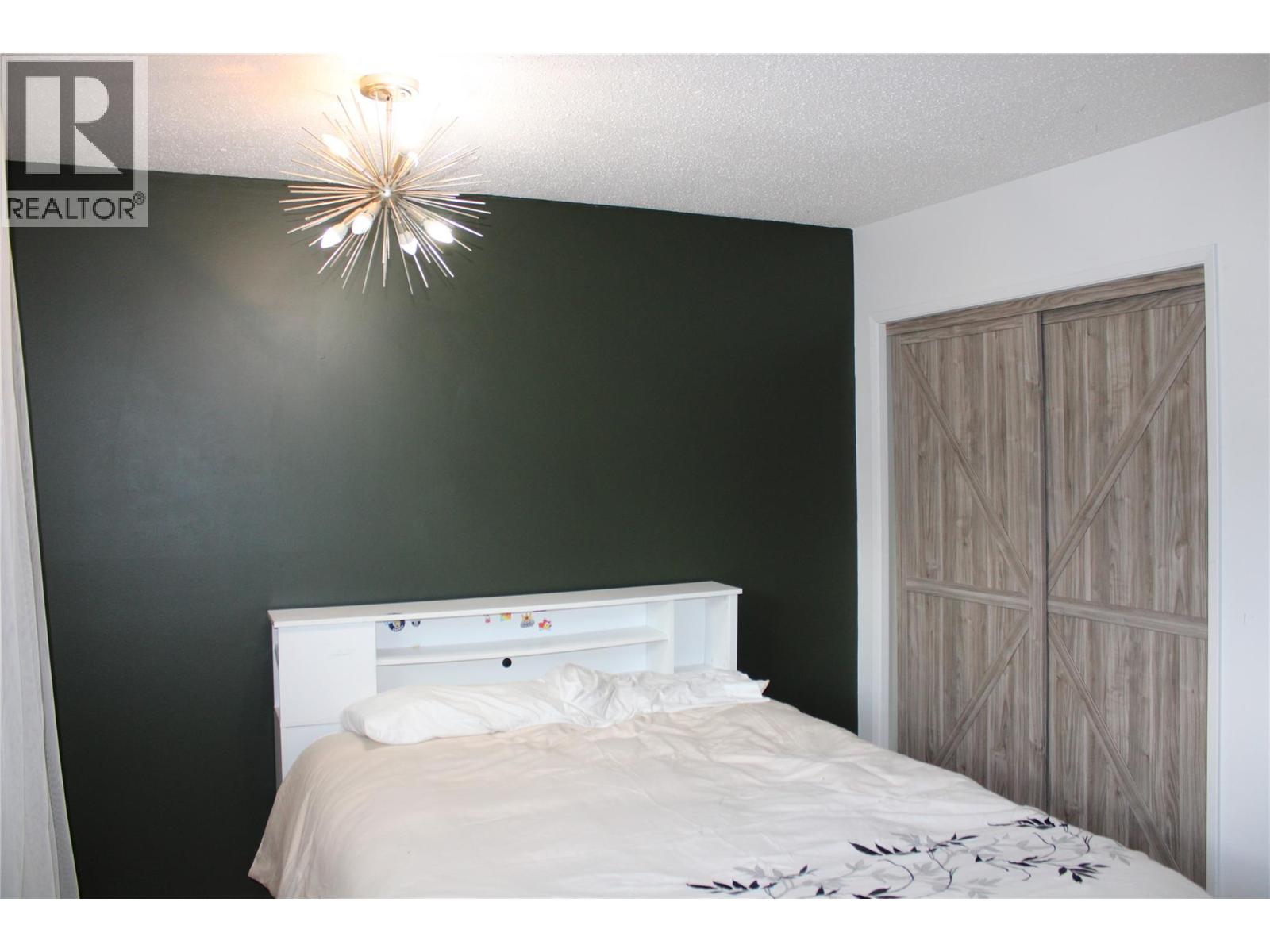 733 Fording Drive, Elkford, British Columbia V0B 1H0 - Photo 17 - 10400549