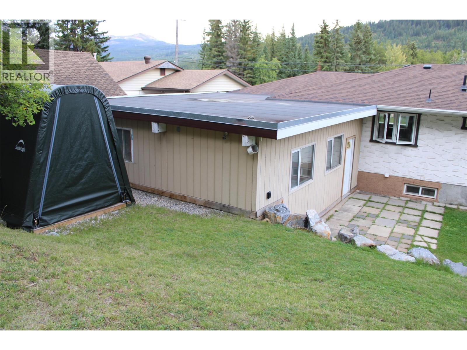 733 Fording Drive, Elkford, British Columbia V0B 1H0 - Photo 21 - 10400549