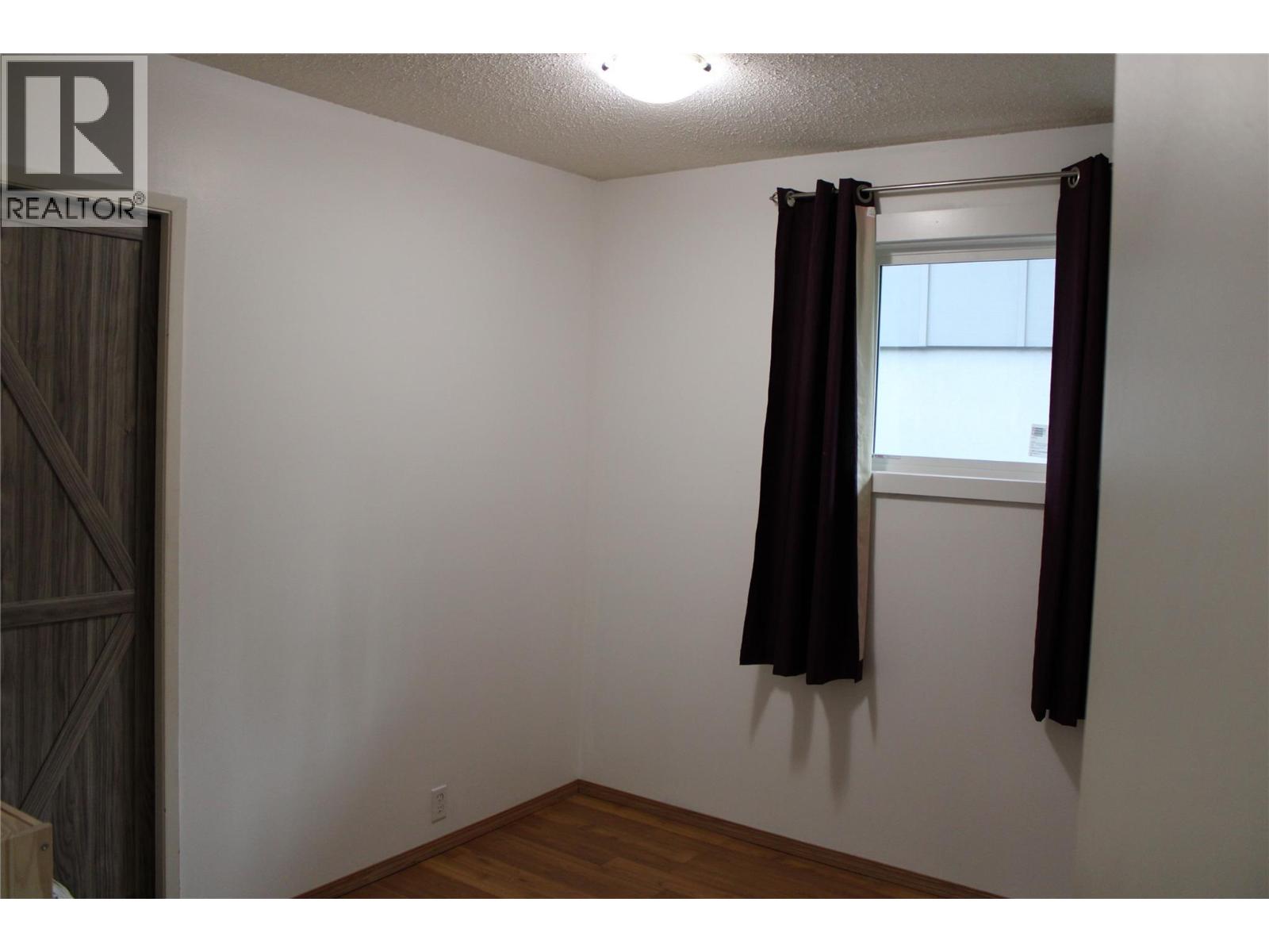 733 Fording Drive, Elkford, British Columbia V0B 1H0 - Photo 12 - 10400549