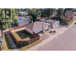 2305 7 Avenue N, Lethbridge, Alberta