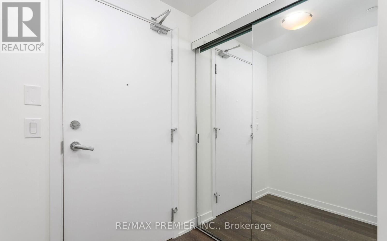 416 - 1830 Bloor Street W, Toronto, Ontario  M6P 0A2 - Photo 5 - W13730486