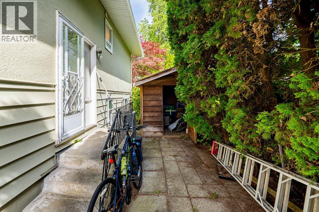 675 Newport Street, Coquitlam, British Columbia  V3J 3H5 - Photo 27 - R3163325