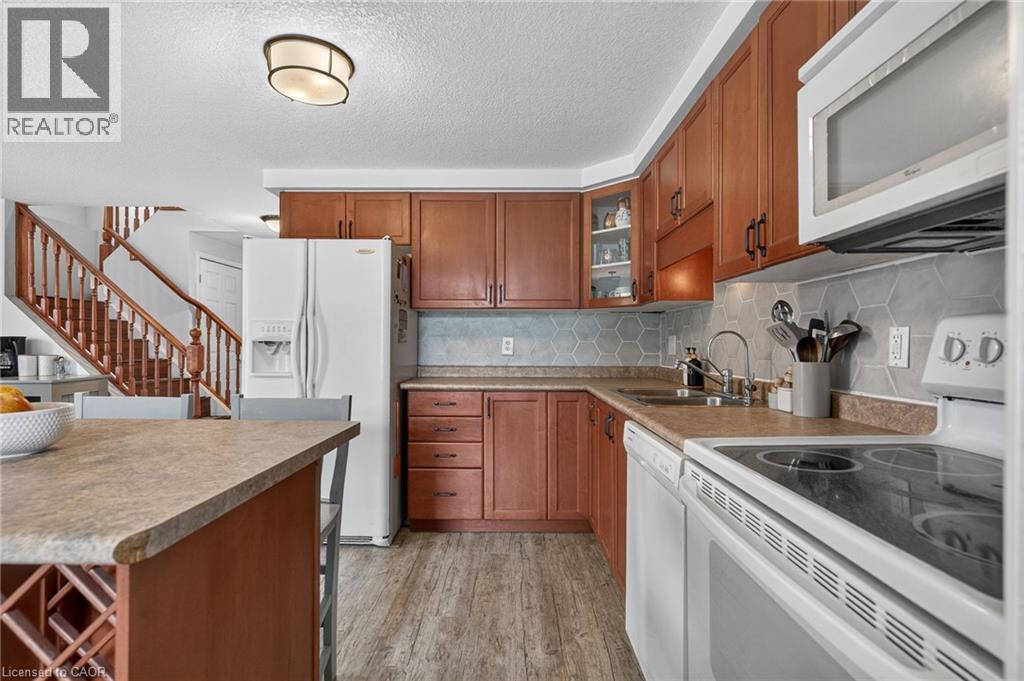 600 White Cedar Avenue, Waterloo, Ontario  N2V 2W2 - Photo 11 - 40861546