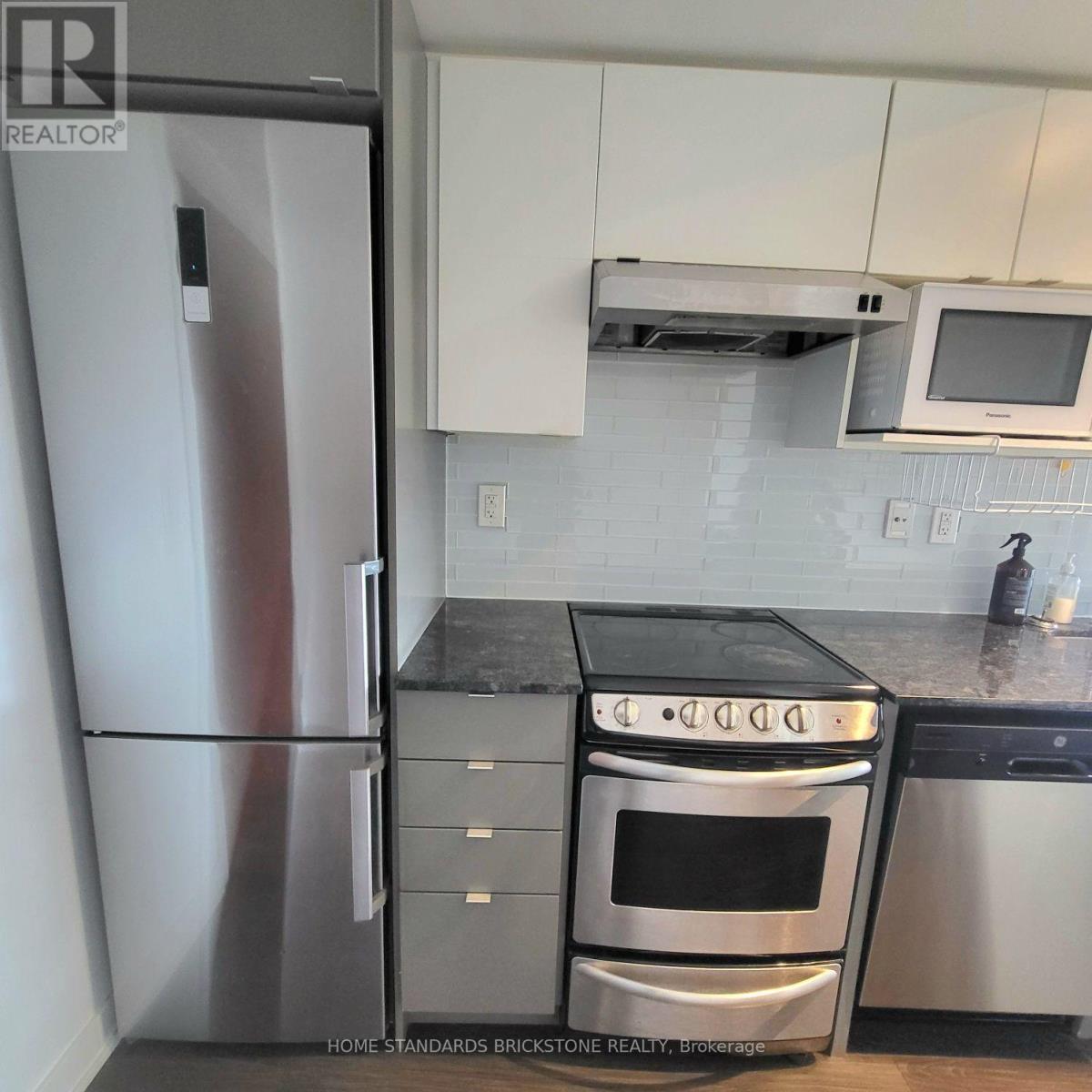 1001 - 160 Flemington Road, Toronto, Ontario  M6A 0A9 - Photo 5 - W13773972