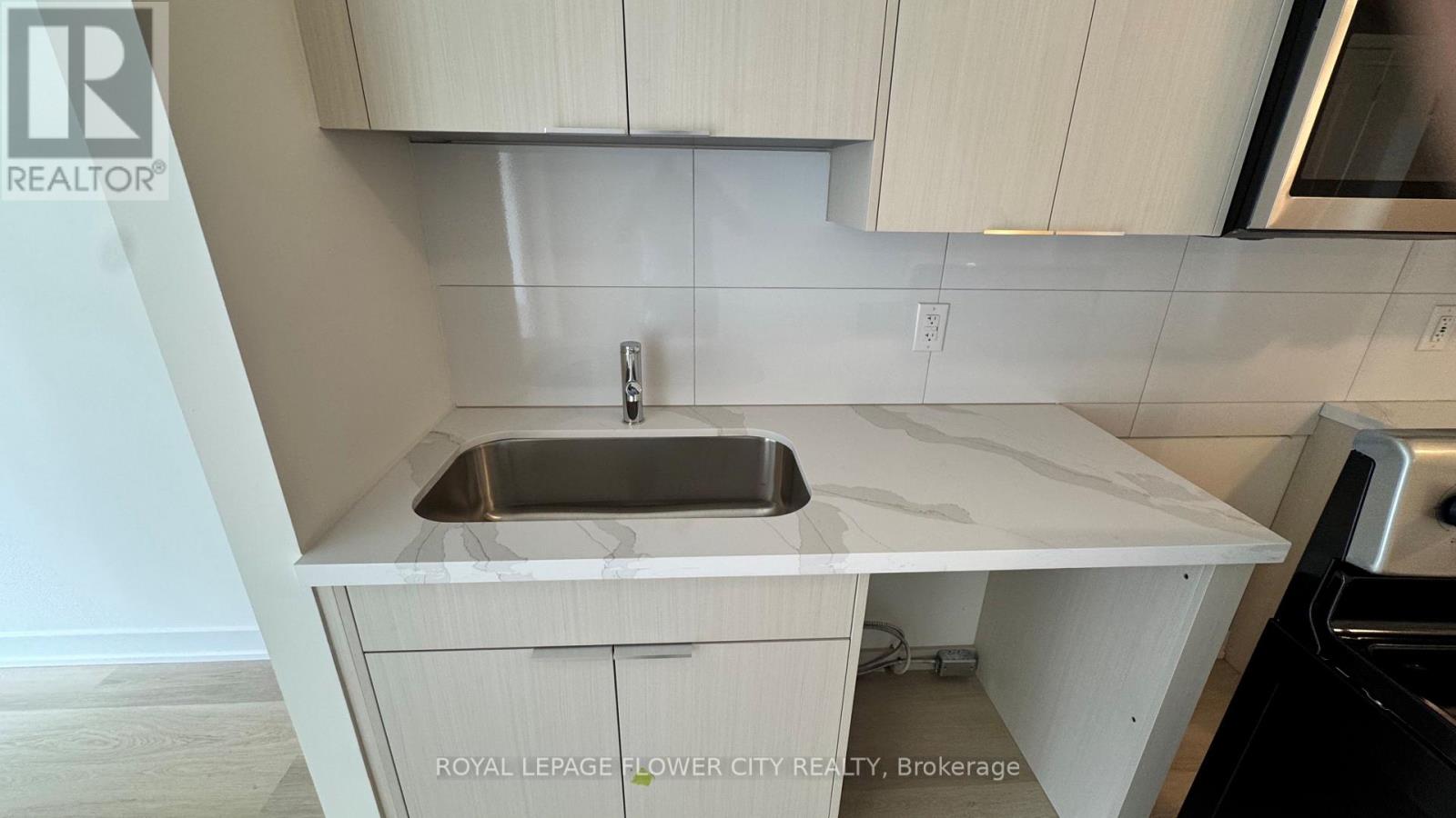 1005 - 2825 Jane Street, Toronto, Ontario  M3N 2J5 - Photo 4 - W13773980