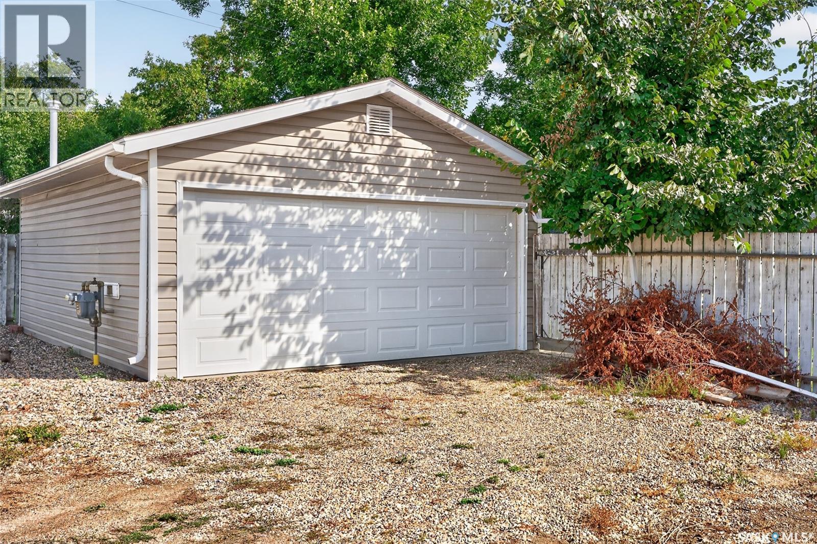 1242 4th Avenue Ne, Moose Jaw, Saskatchewan  S6H 1J4 - Photo 45 - SK048234