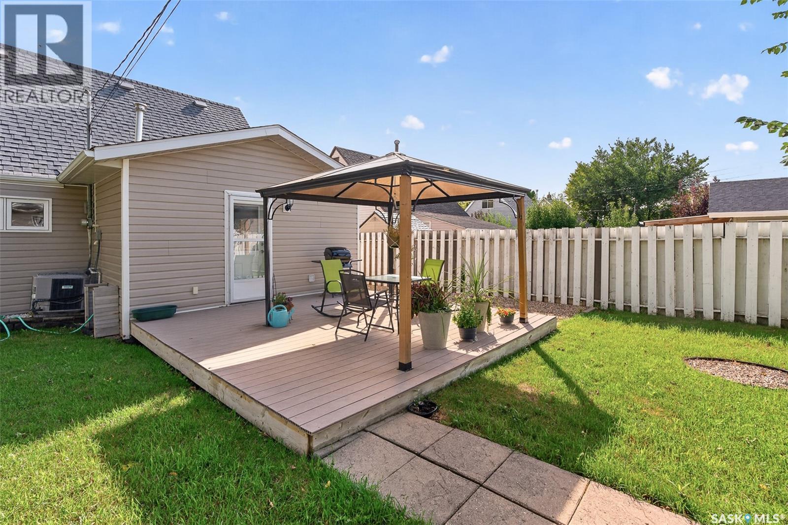 1242 4th Avenue Ne, Moose Jaw, Saskatchewan  S6H 1J4 - Photo 48 - SK048234