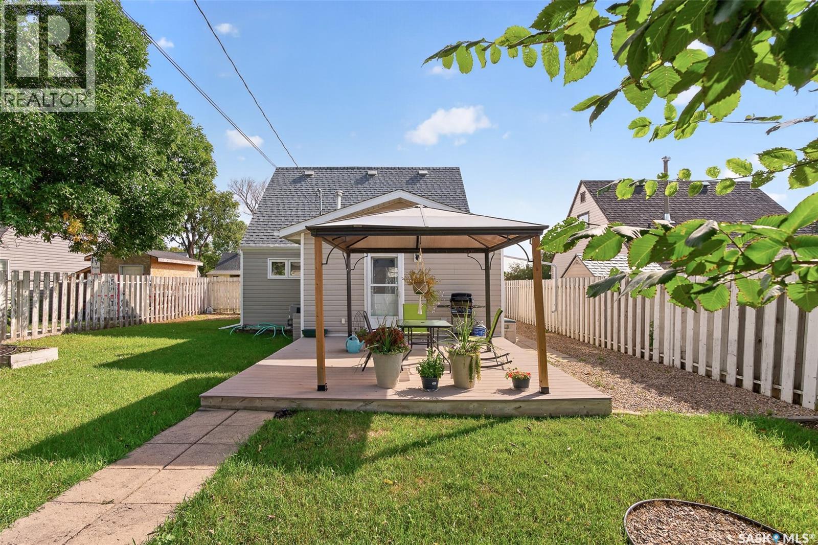 1242 4th Avenue Ne, Moose Jaw, Saskatchewan  S6H 1J4 - Photo 49 - SK048234