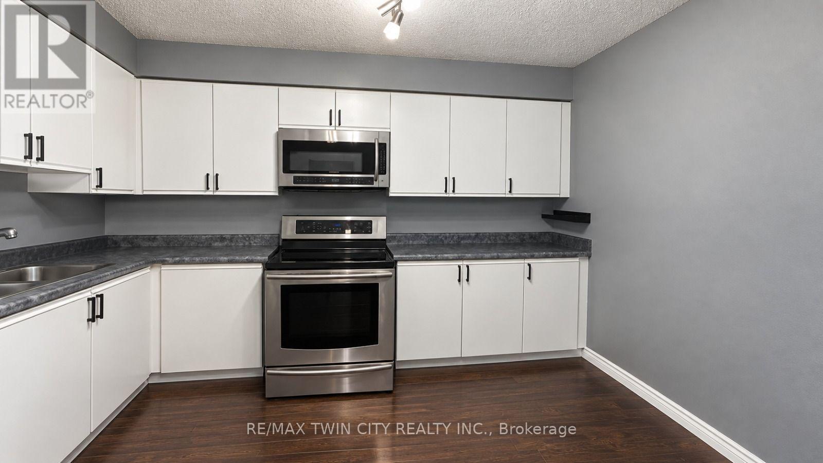 302 - 55 Green Valley Drive, Cambridge, Ontario  N2P 1Z6 - Photo 5 - X13773924