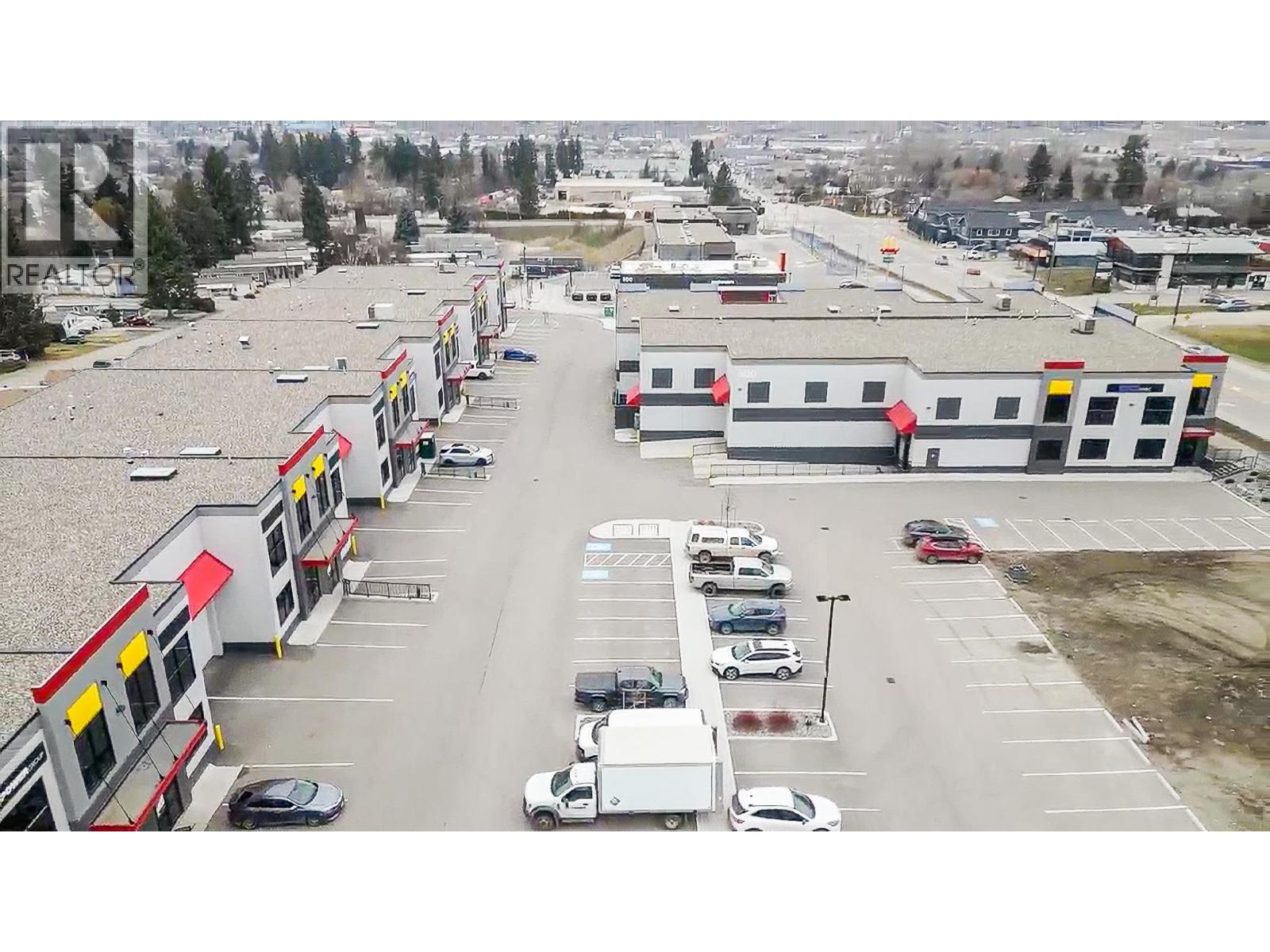 5000 Silver Star Road Unit# 307, Vernon, British Columbia  V1B 3K3 - Photo 2 - 10380040