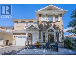119 WOLISTON CRESCENT, Ottawa, Ontario