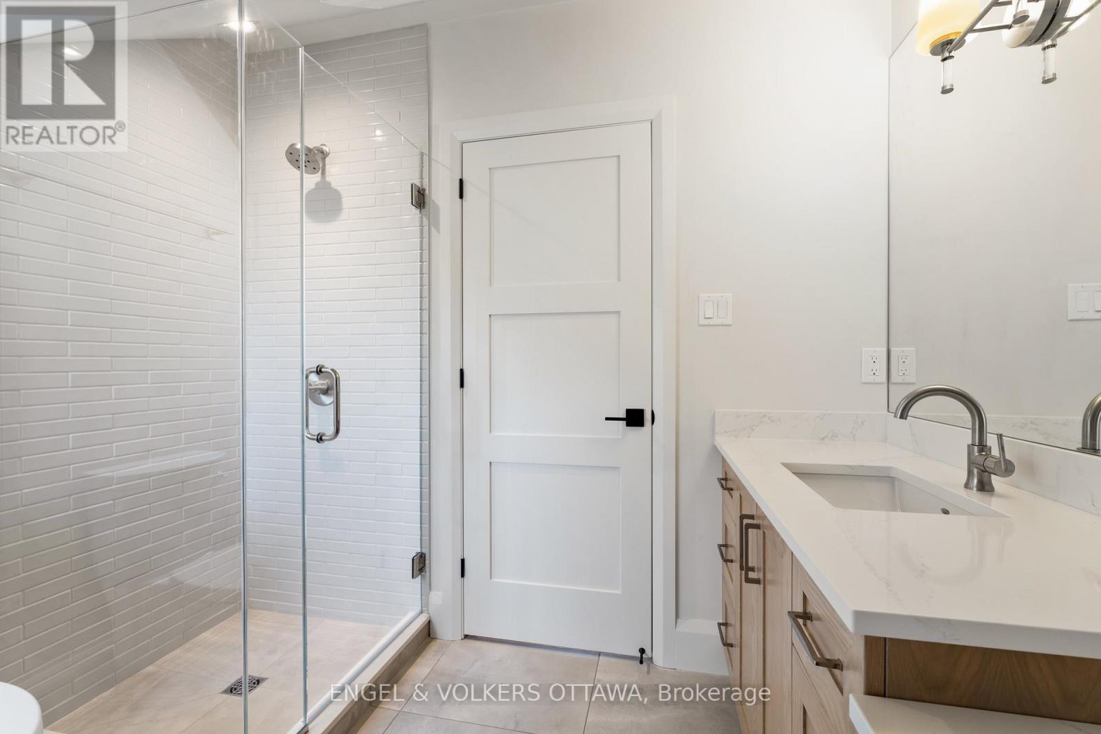 35 Mackay Street, Ottawa, Ontario  K1M 2B2 - Photo 31 - X13774182
