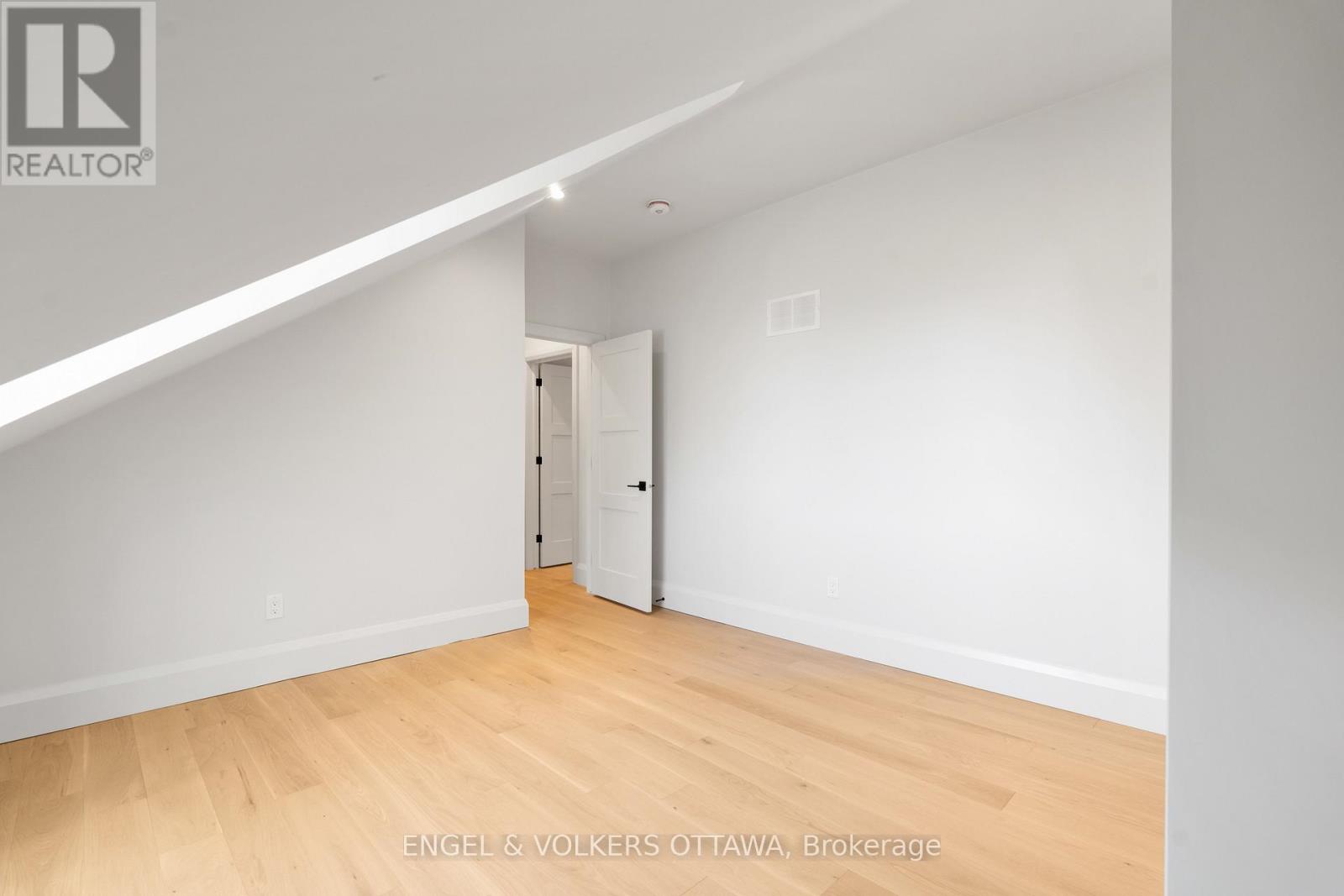 35 Mackay Street, Ottawa, Ontario  K1M 2B2 - Photo 33 - X13774182