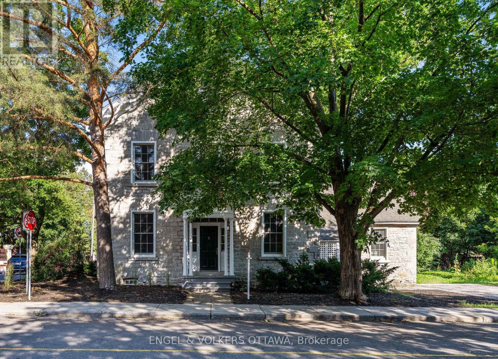 35 Mackay Street, Ottawa, Ontario  K1M 2B2 - Photo 37 - X13774182
