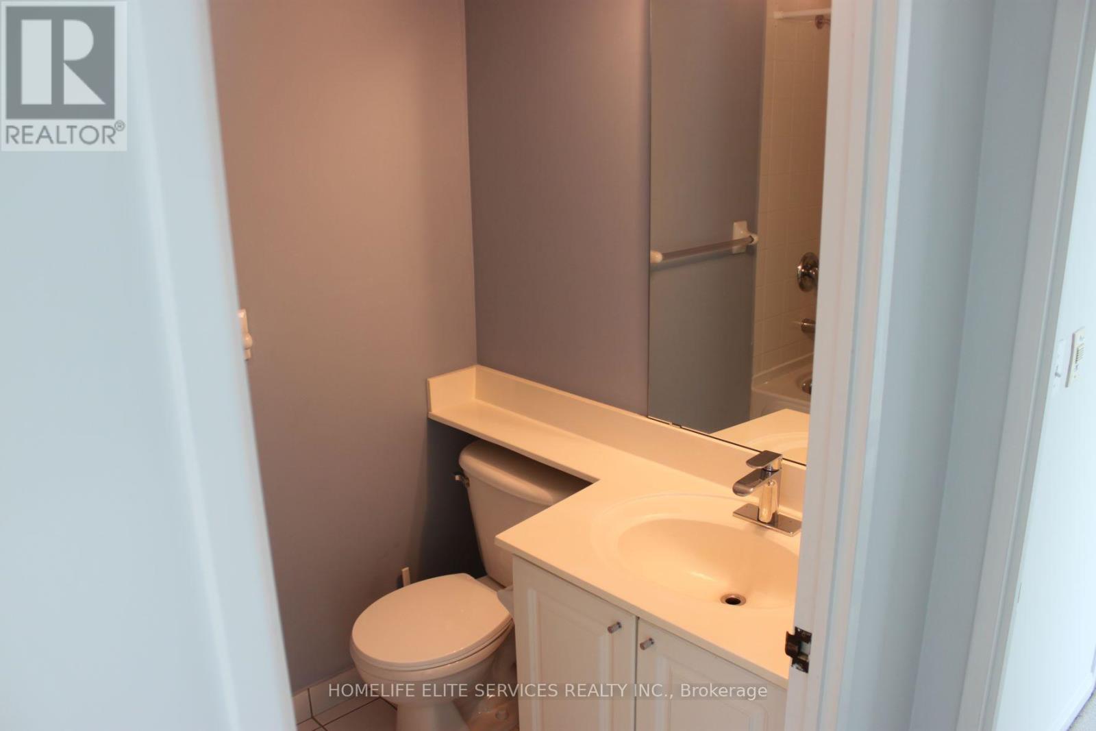 1615 - 11 Lee Centre Drive, Toronto, Ontario  M1H 3J5 - Photo 12 - E13774188