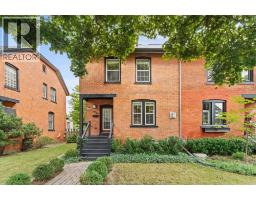 786 Monmouth, Windsor, Ontario