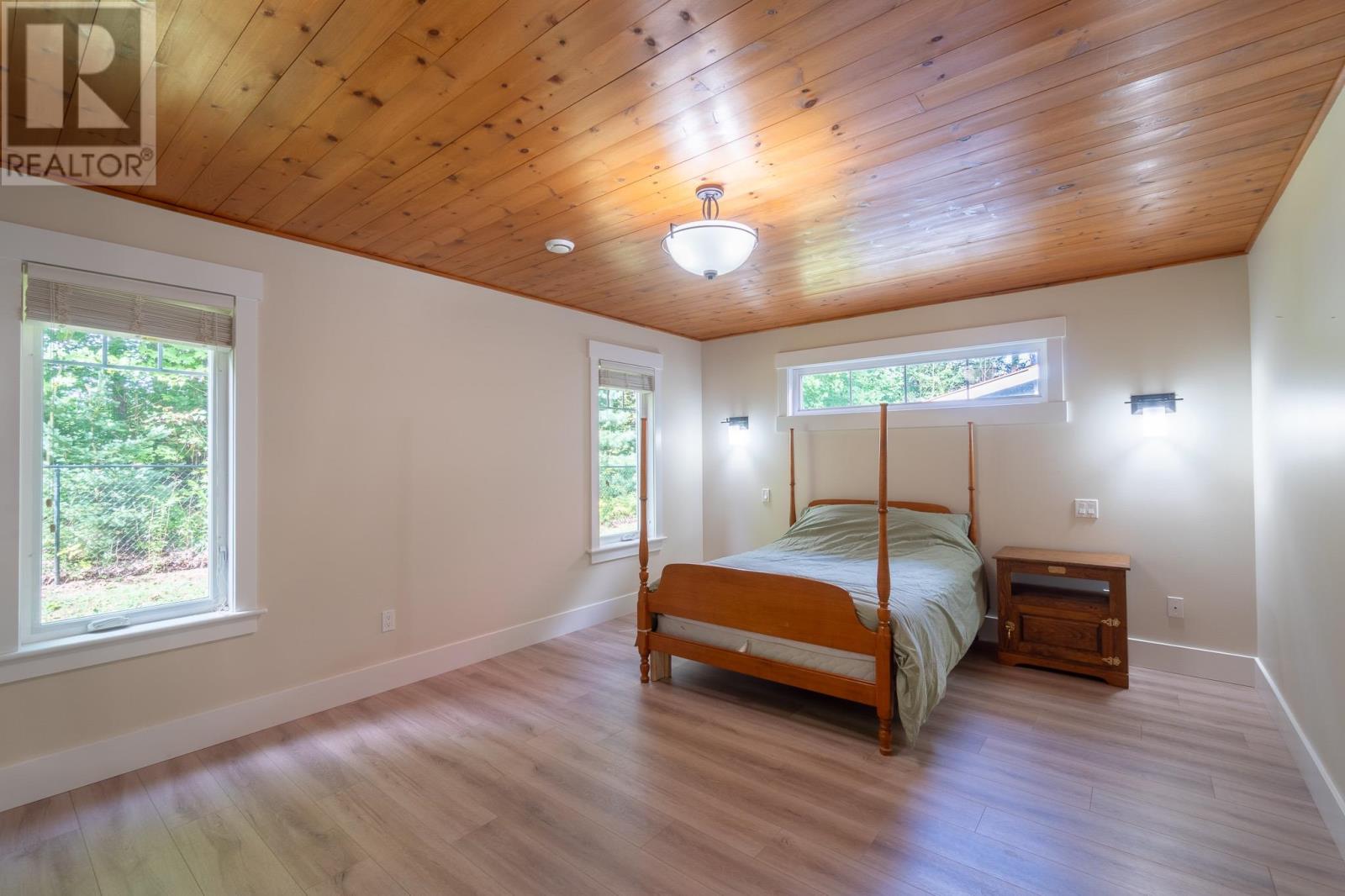 2027 New Glasgow Road, Wheatley River, Prince Edward Island  C0A 1N0 - Photo 18 - 202622998