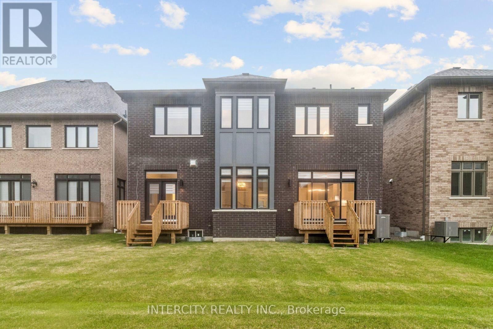 15 Garriock Hall Avenue, King, Ontario  L7B 0S8 - Photo 48 - N13774116