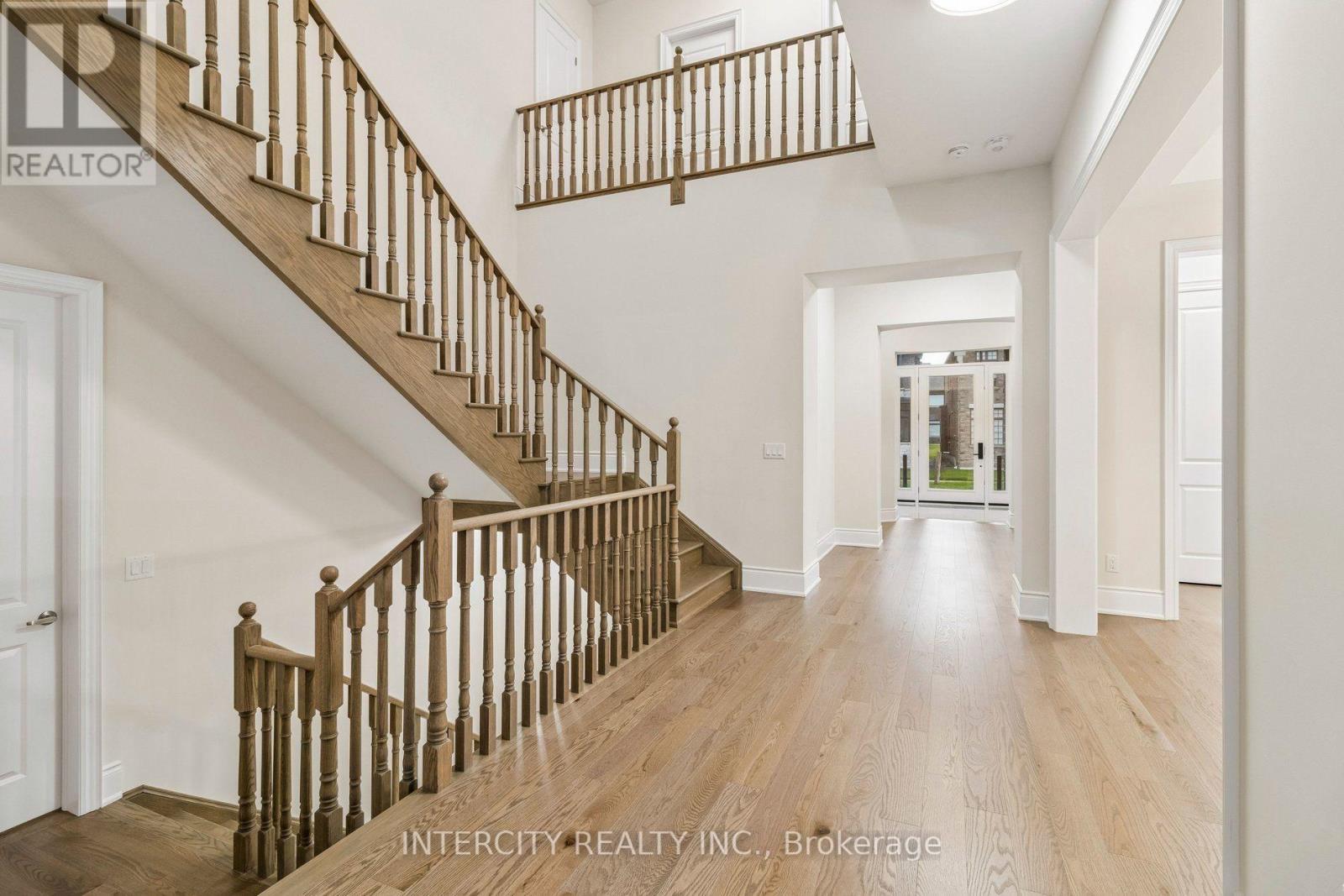 15 Garriock Hall Avenue, King, Ontario  L7B 0S8 - Photo 5 - N13774116