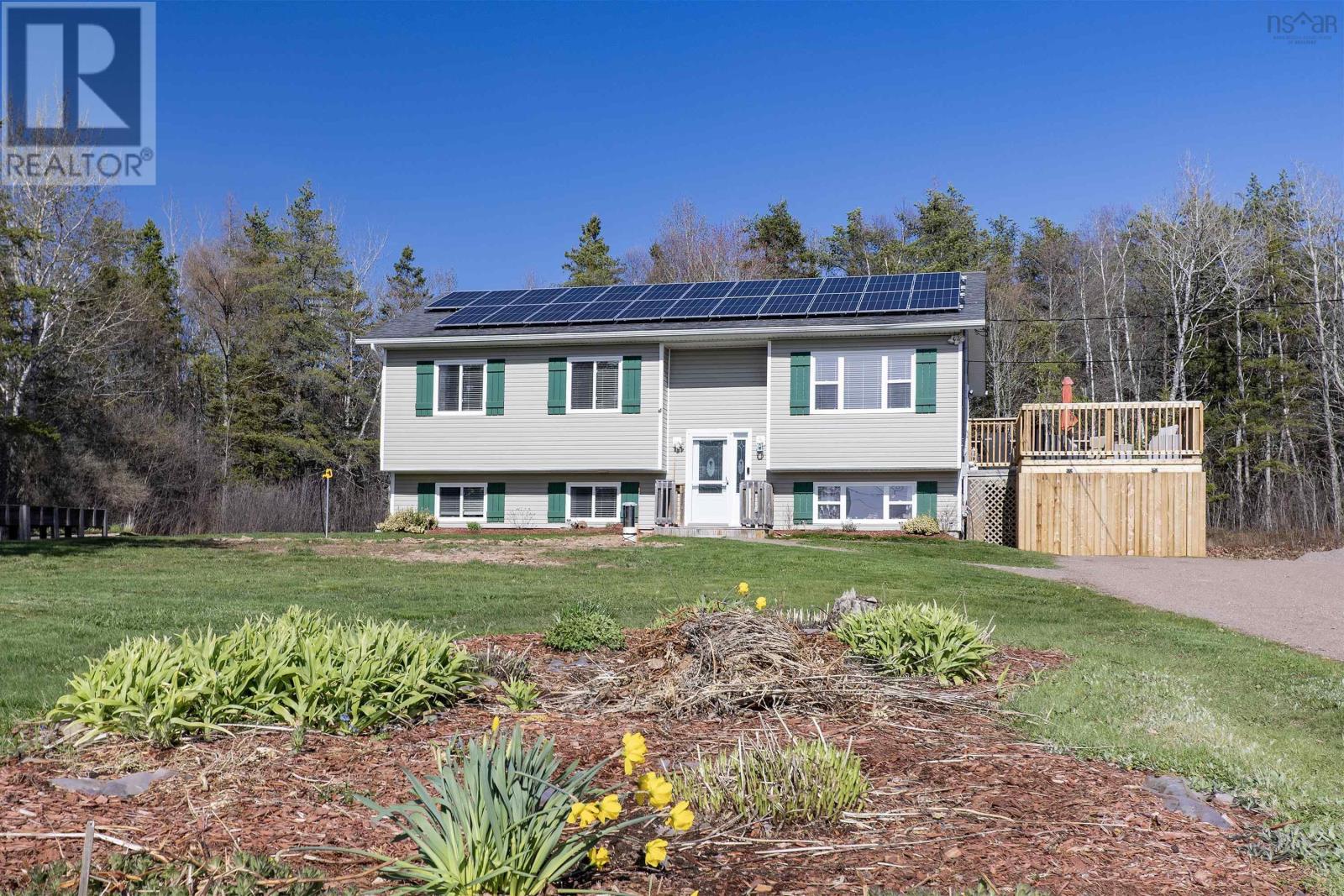 18372 Highway 2, Fenwick, Nova Scotia