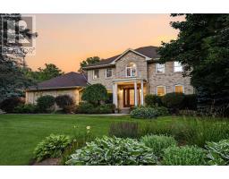 48 WOODEND DRIVE, Hamilton, Ontario