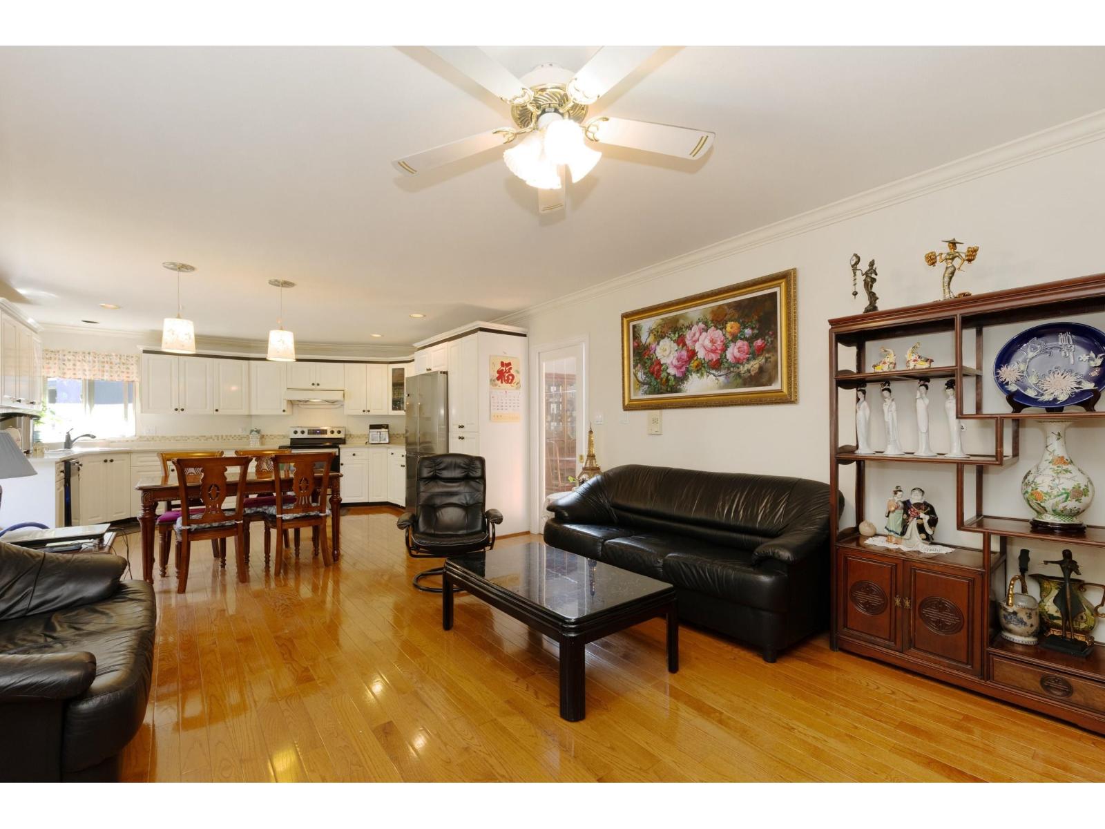 15898 99a Avenue, Surrey, British Columbia  V4N 2A7 - Photo 8 - R3162024