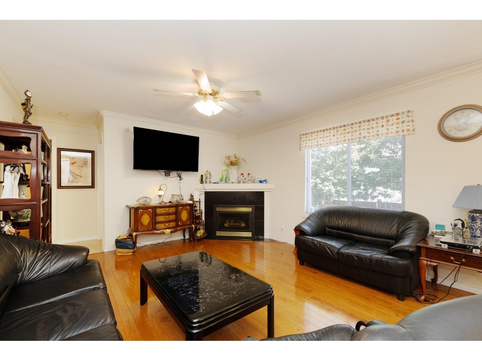 15898 99a Avenue, Surrey, British Columbia  V4N 2A7 - Photo 9 - R3162024