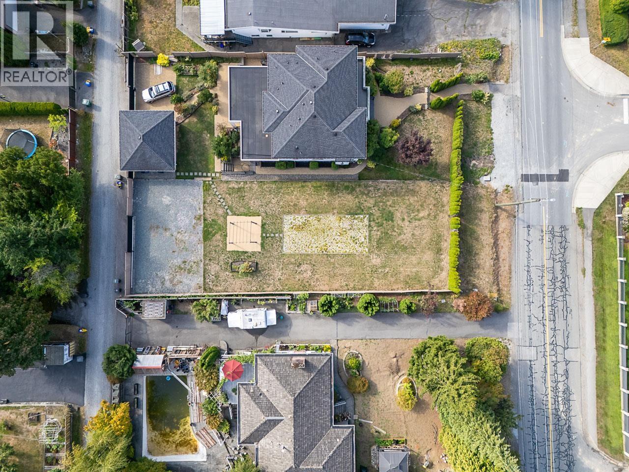 1988 Kensington Avenue, Burnaby, British Columbia  V5B 4E1 - Photo 33 - R3163452