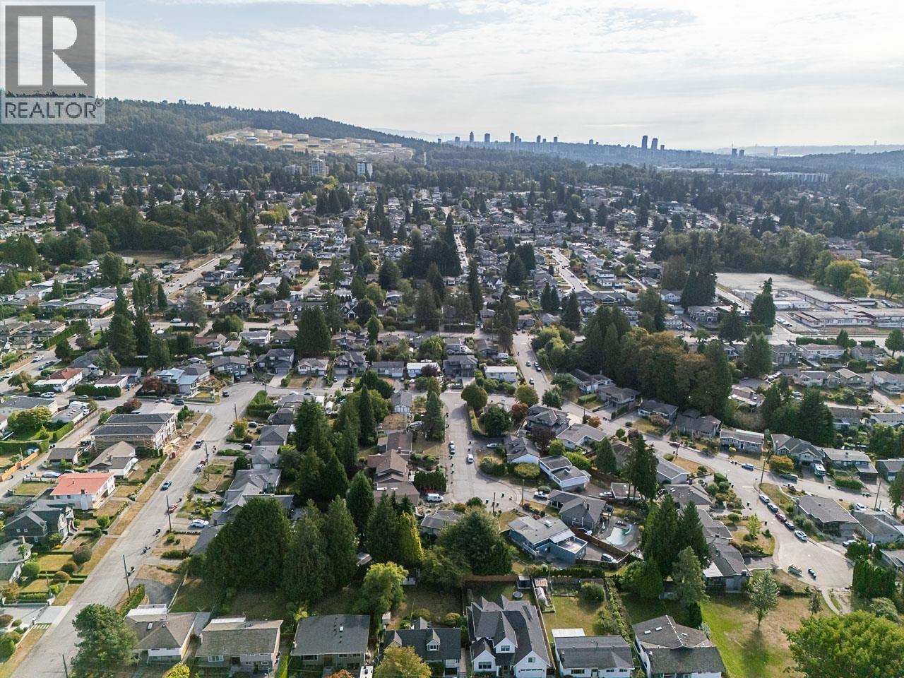 1988 Kensington Avenue, Burnaby, British Columbia  V5B 4E1 - Photo 34 - R3163452