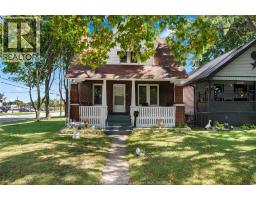 908 OAK STREET, Windsor, Ontario