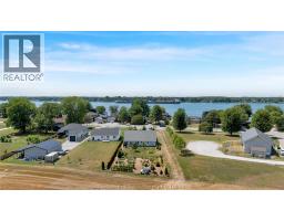 3894 ST CLAIR PARKWAY, Port Lambton, Ontario