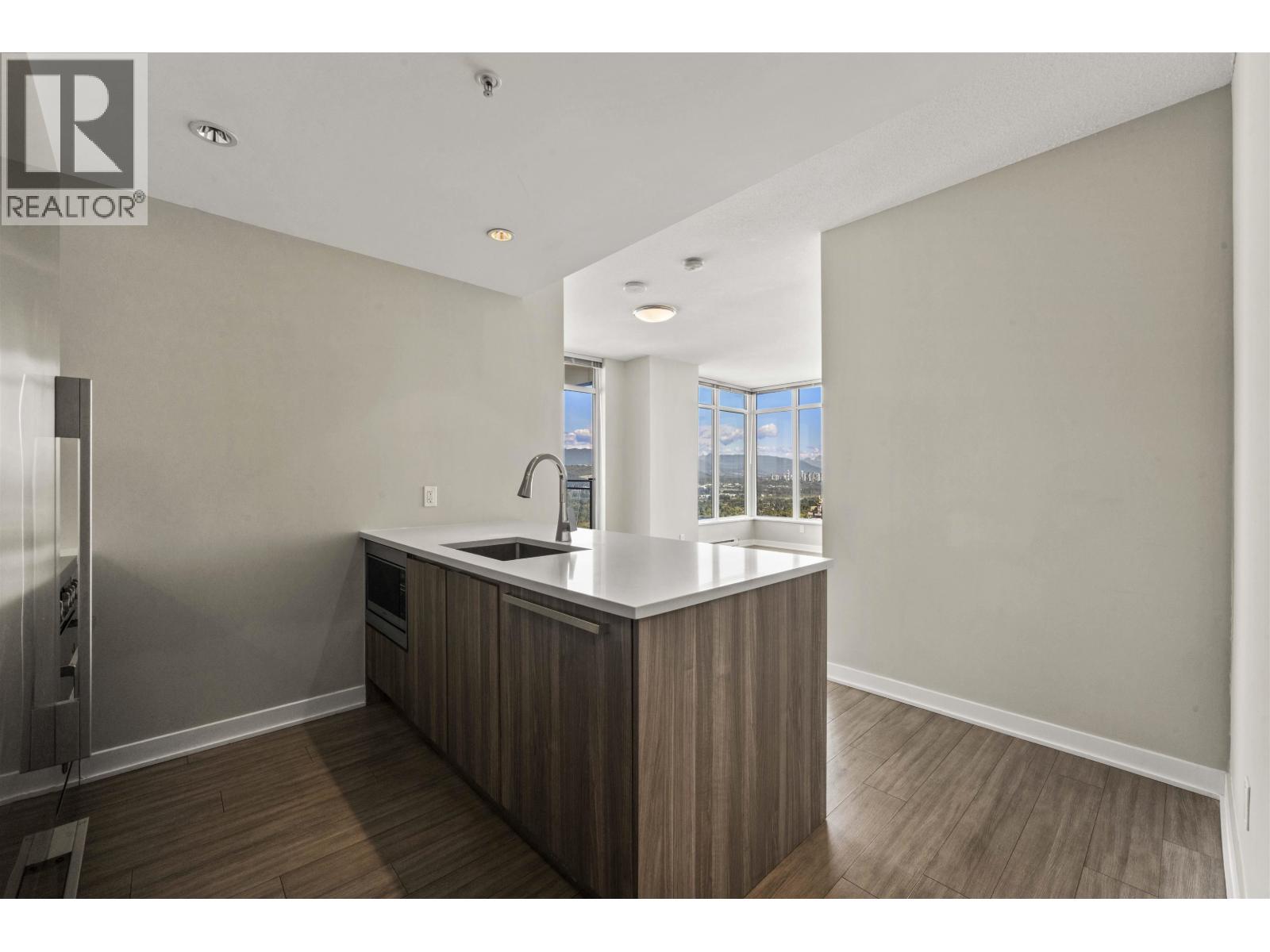 3705 4900 Lennox Lane, Burnaby, British Columbia  V5H 0G9 - Photo 5 - R3162322