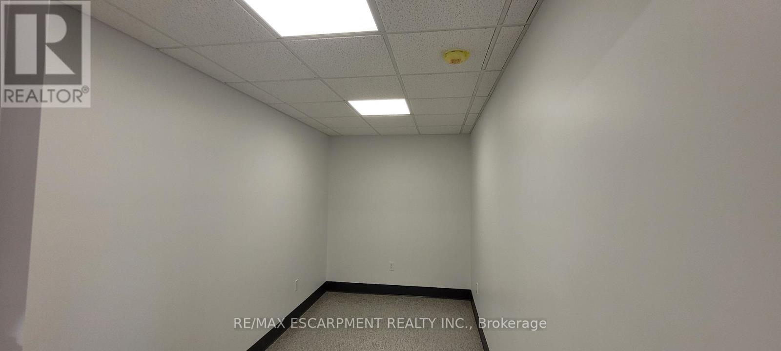Office #1 - 120 Parkdale Avenue N, Hamilton, Ontario  L8H 5W9 - Photo 49 - X12647016