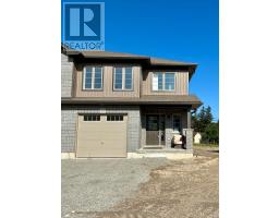 32 STRATH CRESCENT, Springwater, Ontario